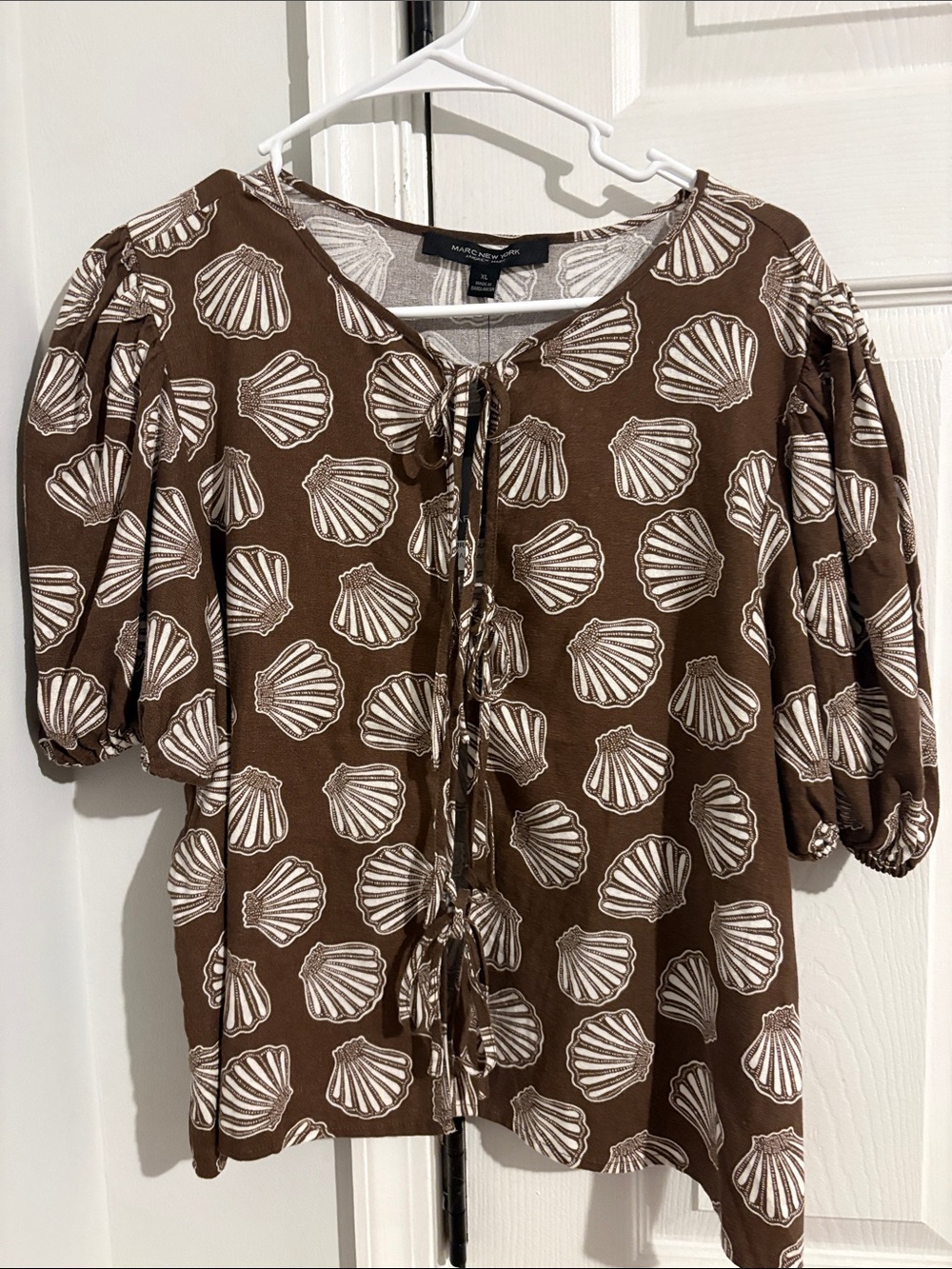Marc New York Brown Shell-Print Tie-Front Blouse